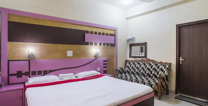 Oyo 12221 Hotel M House Agra   Agra (Uttar Pradesh)