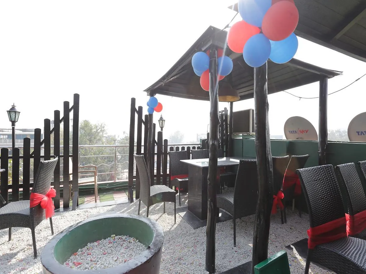 Oyo 12221 Hotel M House Agra   Agra (Uttar Pradesh)
