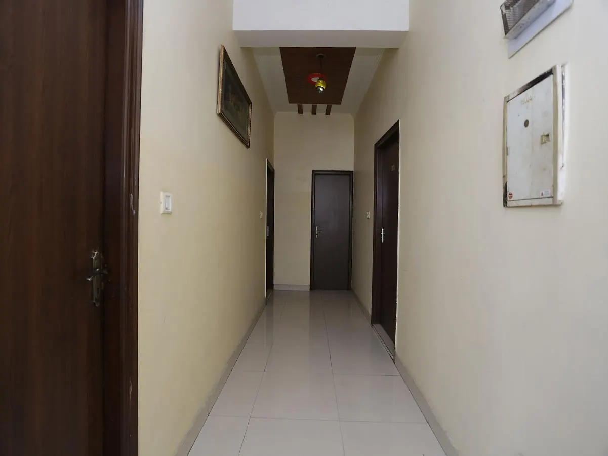Oyo 12221 Hotel M House Agra